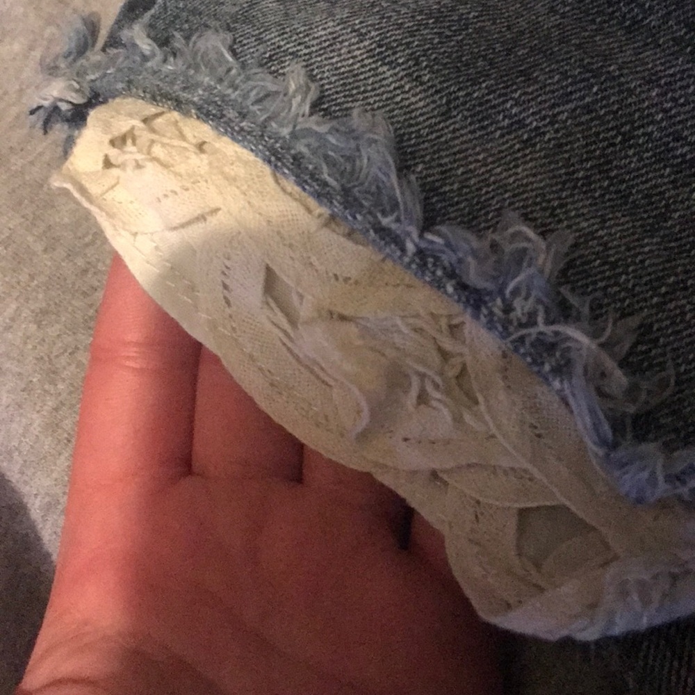 American Eagle Jean Shorts - Picture 4 of 5